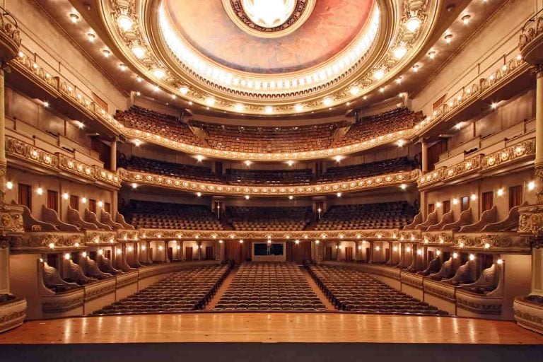 16 of the most popular theatre shows